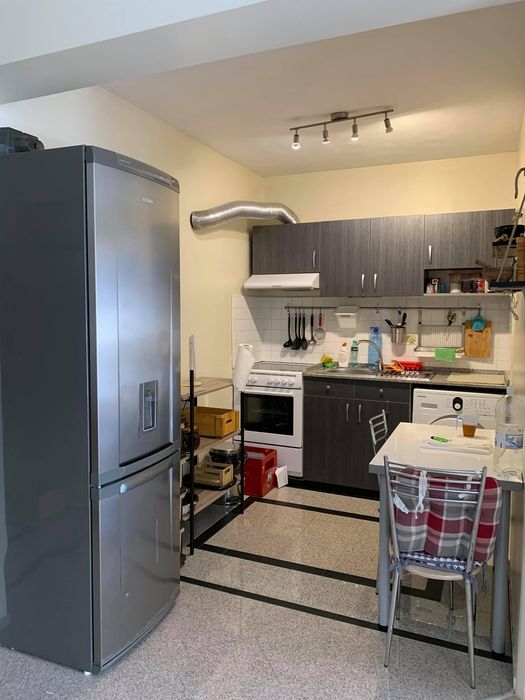 Дава се под наем Двустаен апартамент в Бургас, Сарафово - 50 кв.м за 382.5 € - Снимка #3