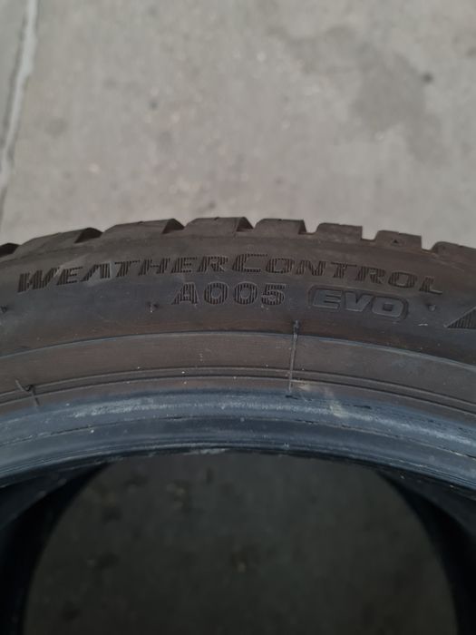 Всесезпнни гуми 2 броя BRIDGESTONE WeatherControl A005 225 40 R18 дот 1621