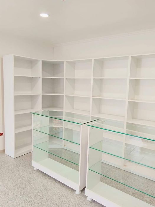 Rafturi pal și sticla magazin - direct de la producator