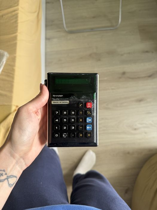 Ретро калкулатор Sharp EL-8100 Made in Japan