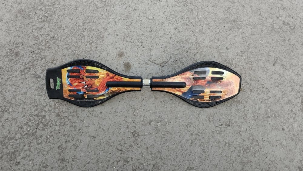 Продам скейтборд 2 колеса