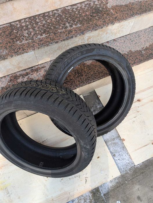 2 cauciucuri anvelope iarna Pirelli Sottozero 3 RFT 225 45 R19 98v