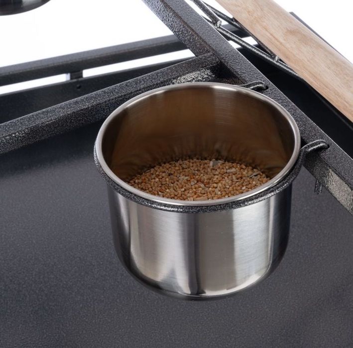 Голяма клетка за малки и големи папагали, птици