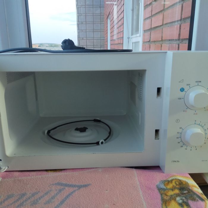 Продам микроволновку без тарелки