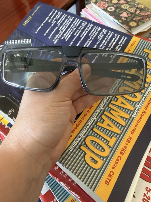 Очки Sony 3D отдам