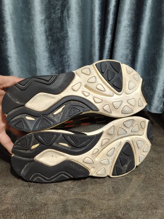Оригинальные кроссовки Adidas