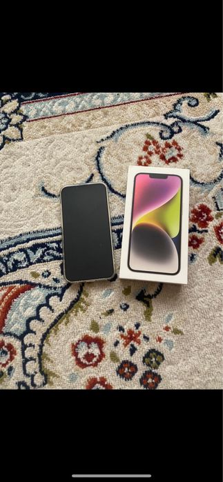 iPhone 14 256 ГБ,акб 76%, белый требуется замена дисплея