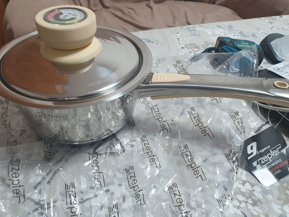 Продам кастрюли ковш и сковороду цептер