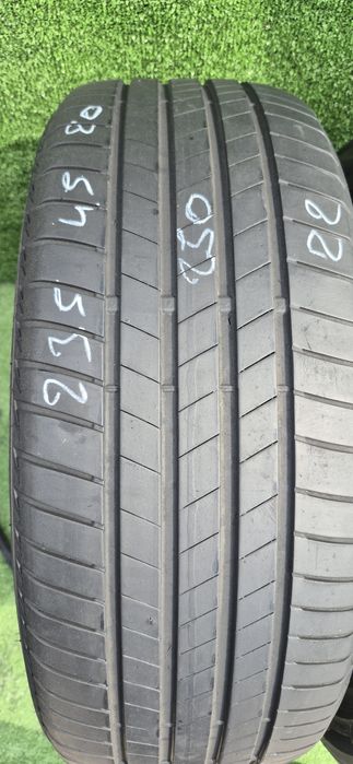 Anvelope 2x235 45 20 Brigestone dot 22 mm 5
