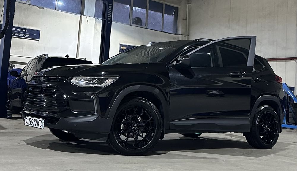 Treker 2 sotiladi yuki arendaga beriladi