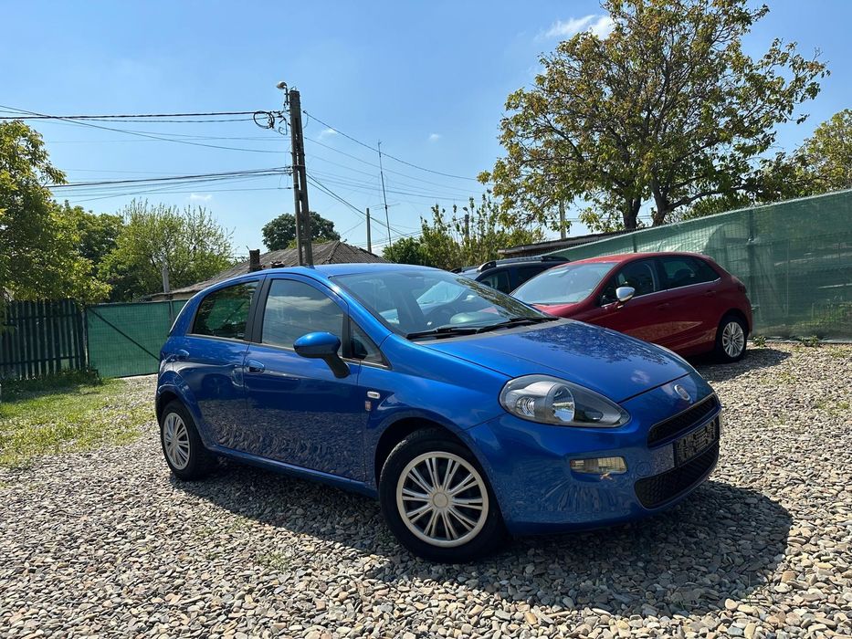 FIAT PUNTO an 2012 pe Acte/1.3Tdi-85cp/A.C/ Navi Mare/ IMPECABIL!