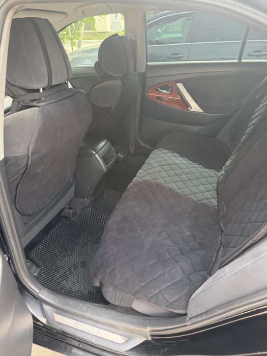 Срочно продается Toyota Camry!