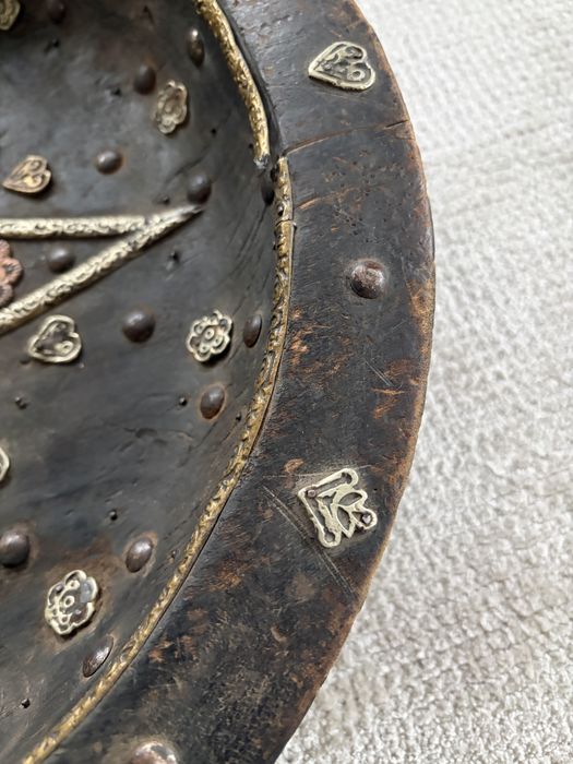 Platou decorativ vechi din lemn, Maroc (Fez), sec. XIX–XX