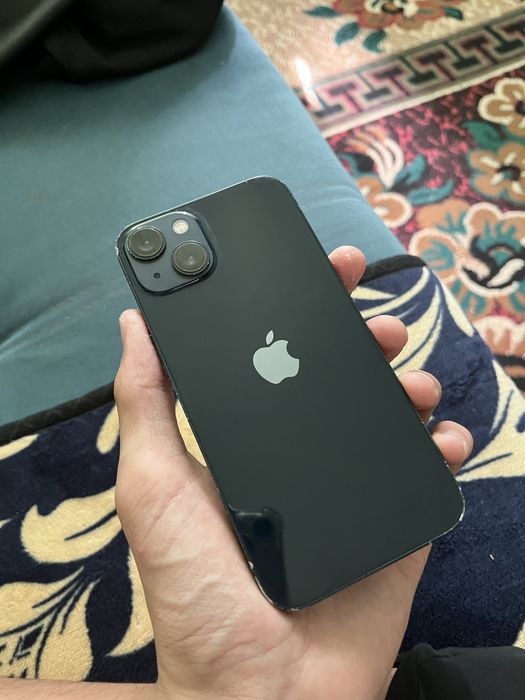 iPhone 13 с коробк