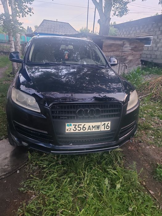 Продам ауди Q7 4.2 бензин 2006г
