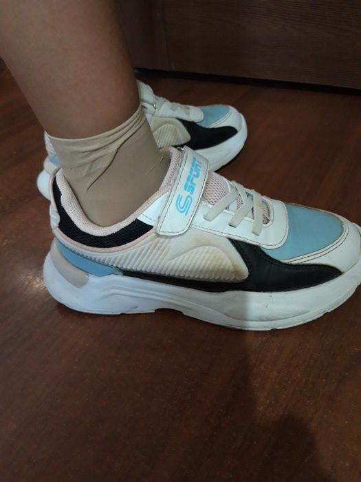 Кроссовки  для девочек