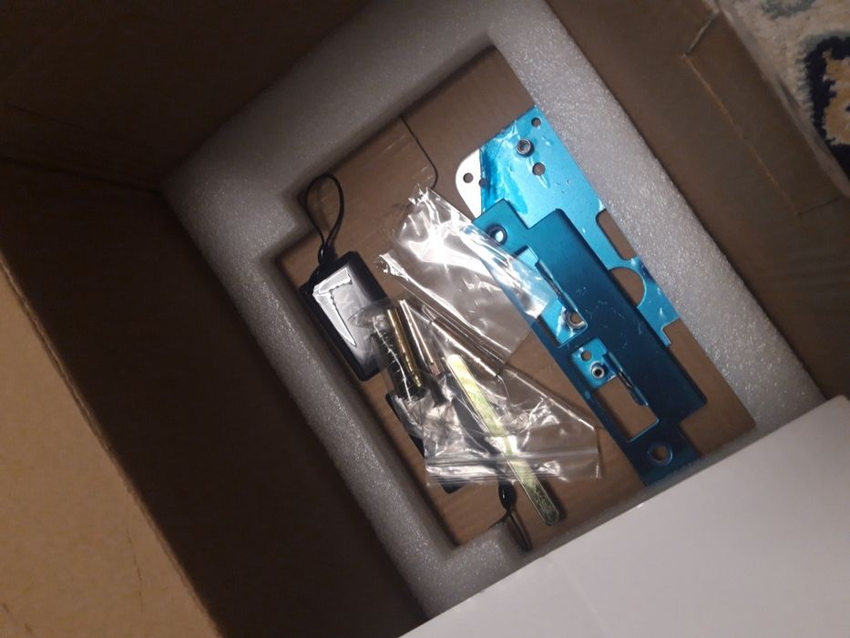 Продам Смарт замок  новый