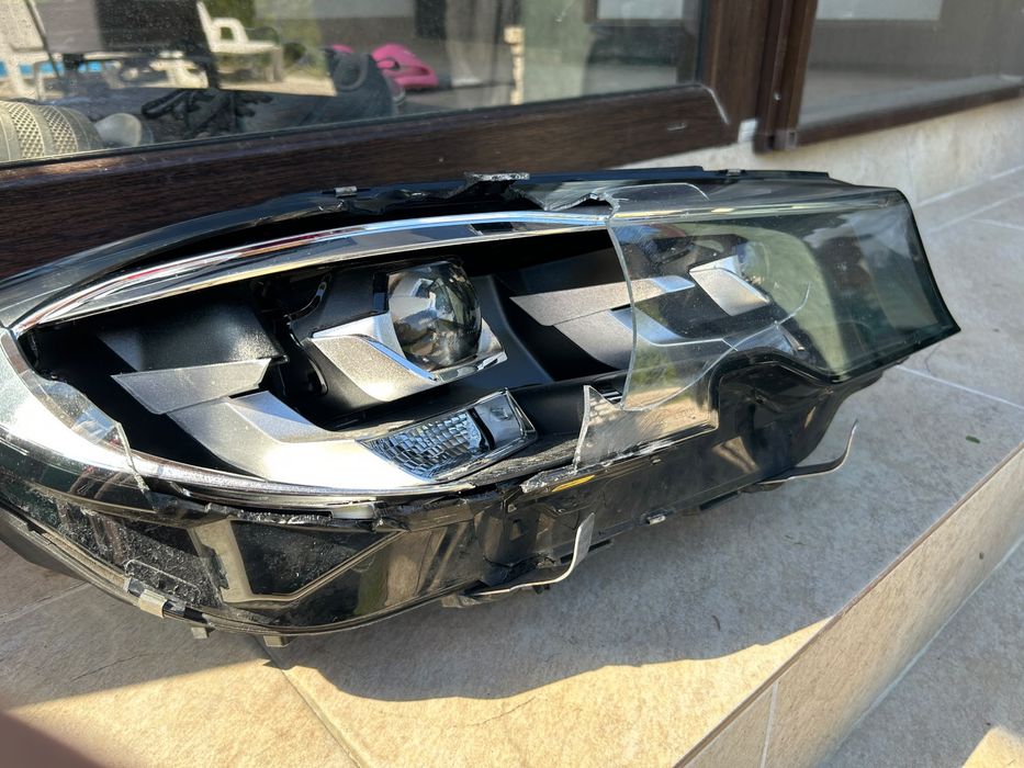 Far BMW G20/G21 LED original cu modul funcțional – geam spart