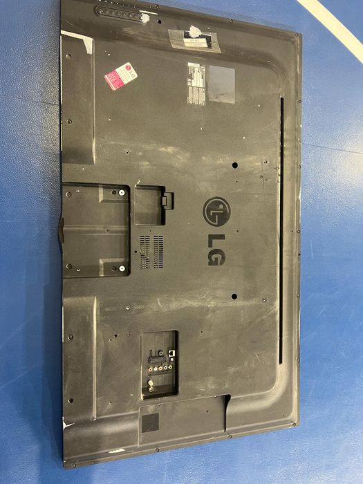 Продам телевизор LG 55LA620V