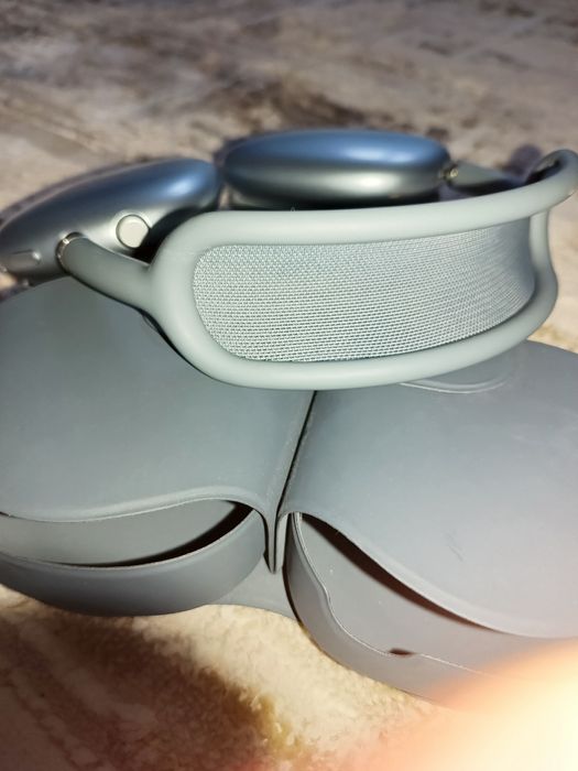 Наушники   Apple AirPods