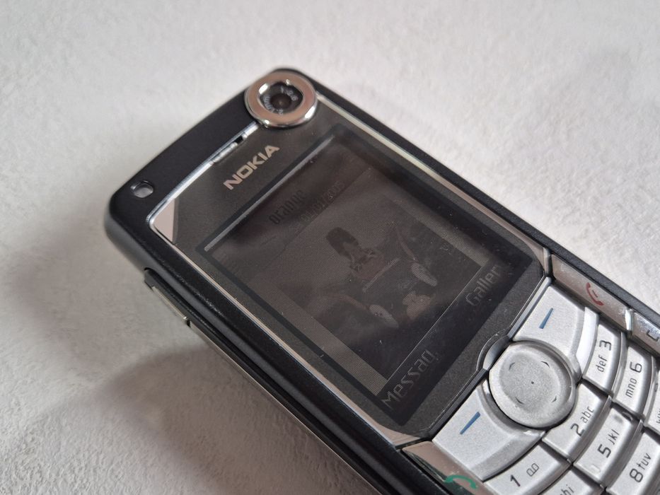 Nokia 6680 - ca nou, de colectie!