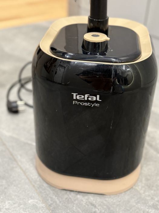 Отпариватель вертикальный Tefal