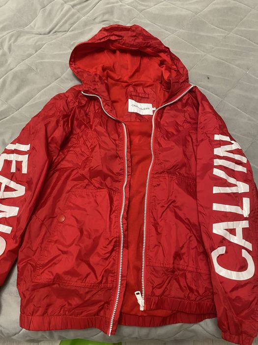 Продам ветровку Calvin klein оригинал