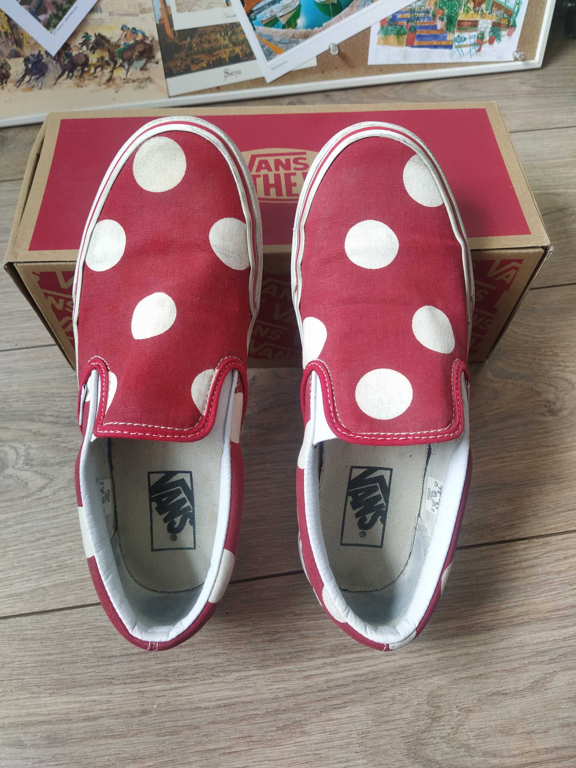 Vans classic slip on red polka dot 39 OLX.bg