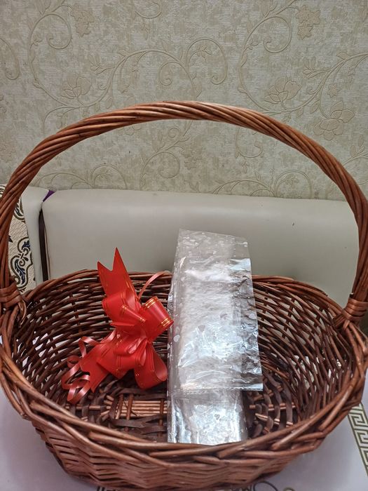 Корзина для подарков  1 шт