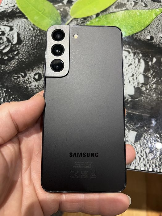 Samsung Galaksi- S22