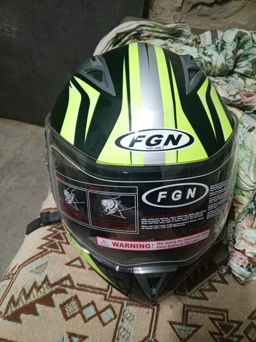 Продам шлем новый