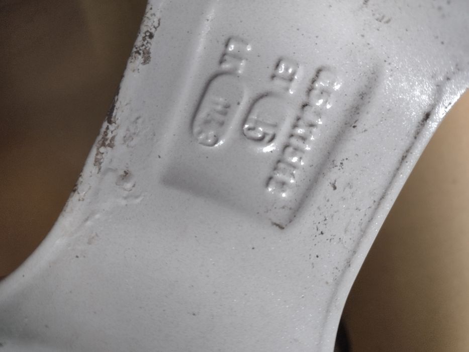 Перфектни DBW 15-5x114.3 ET45 6.5j Kia Ceed