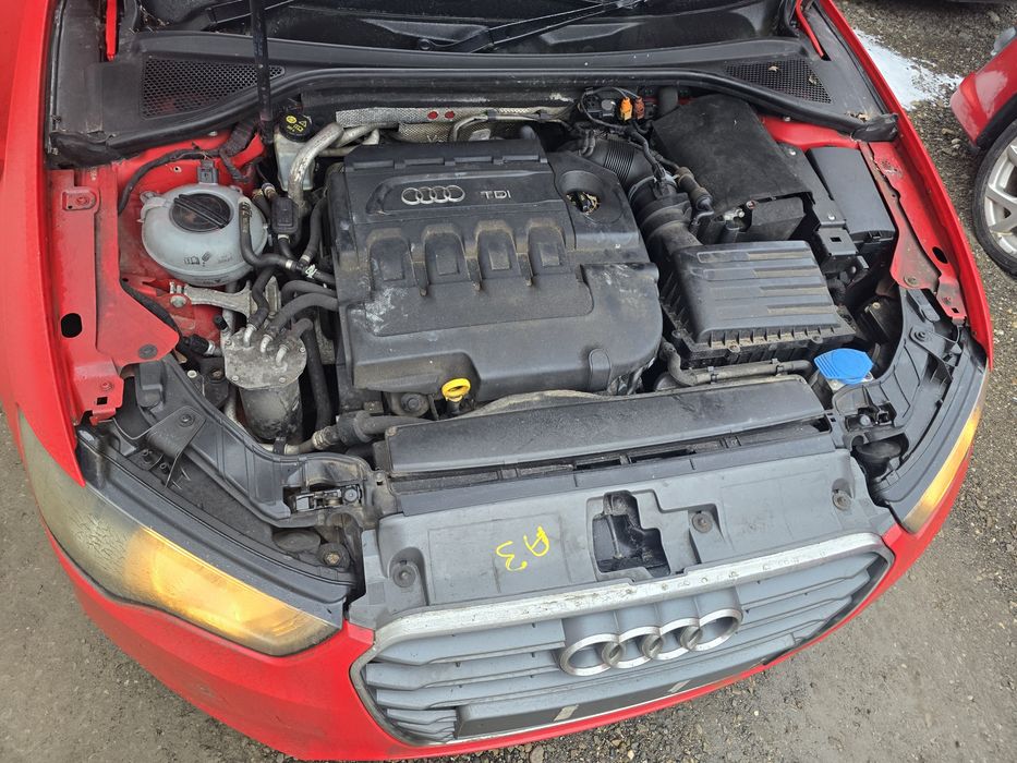 Dezmembrez Audi A3 8V hatchback 2.0 TDI cod CRB an 2015