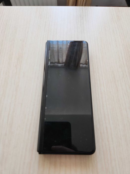 Samsung Z Fold 3 - ambele ecrane nefunctionale - 256 GB Stocare