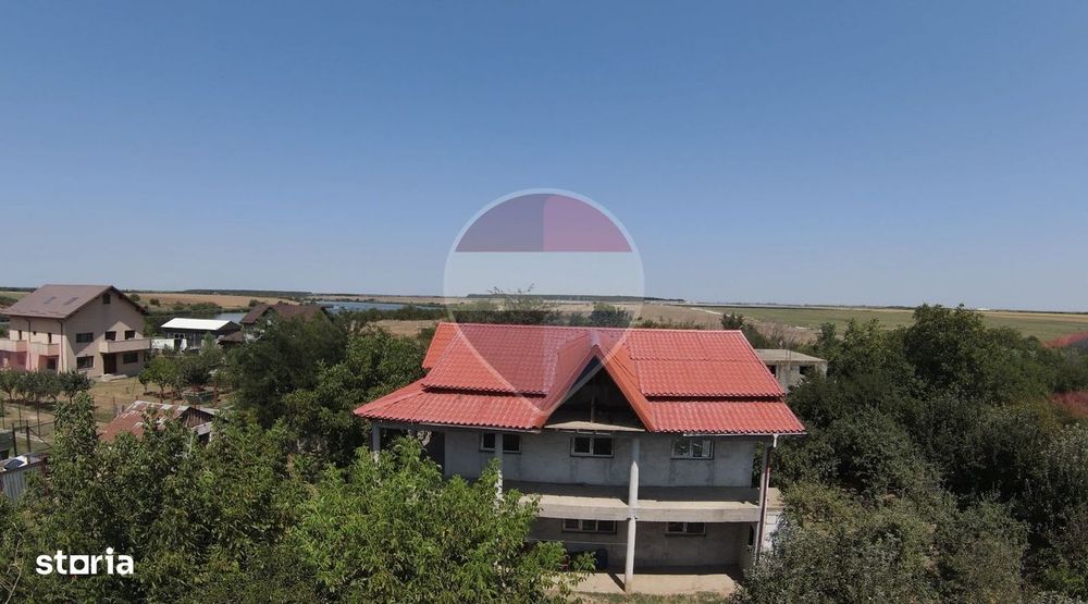 DE VANZARE Casă cu livadă lângă Lacul Făcău 30 min de BUCURESTI