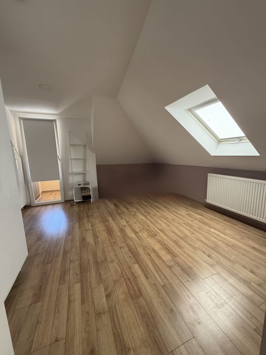 Proprietar Închiriez Spatiu Mansarda Lipovei 153mp