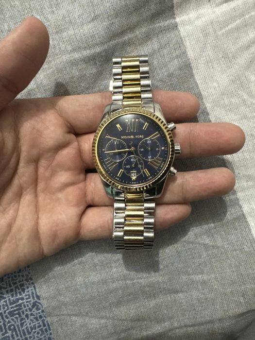 Продам часы MICHAEL KORS