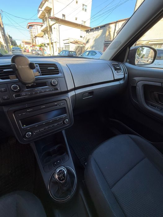 SKODA Fabia 2011 — imagine 5