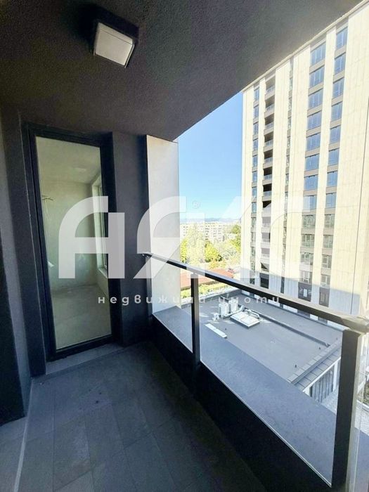 Продава се Двустаен апартамент в София, Банишора - 72 кв.м за 1218 €/кв.м - Снимка #4