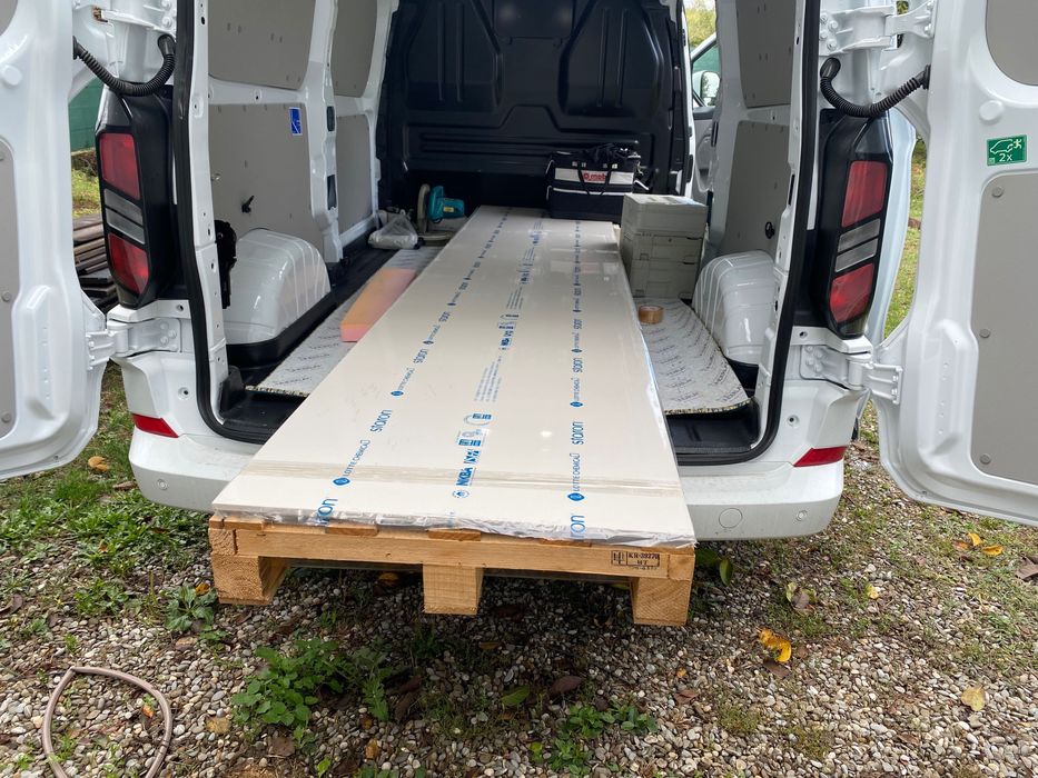 Transport marfă închiriere auto cu șofer ,colete , echipamente