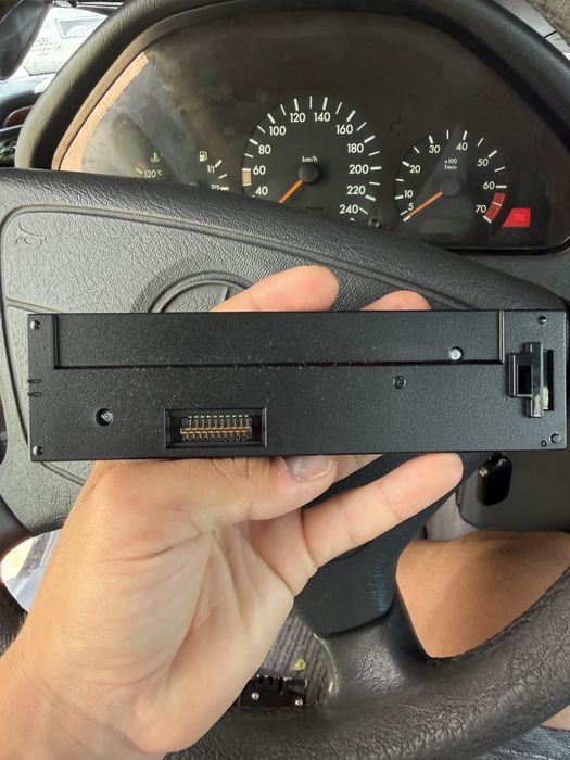 JVC KD-X282BT  радио, медия, ресийвър