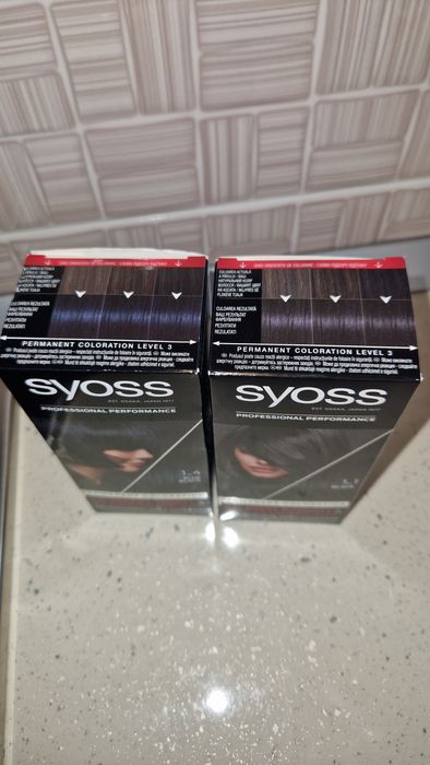 Vând Vopsea Syoss blue black/black