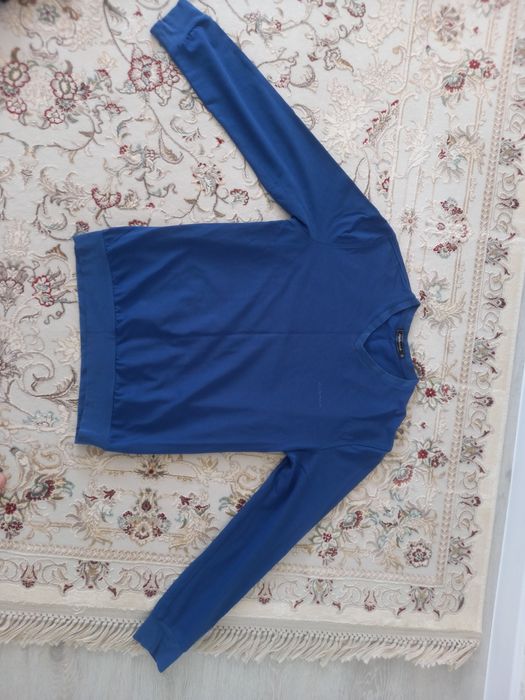 Продается свитер