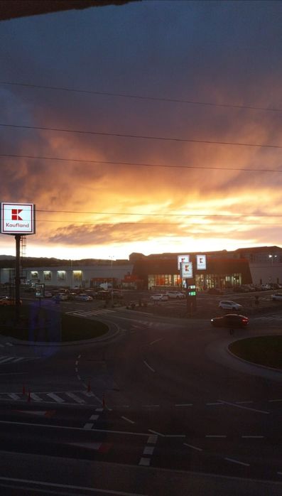 (PERS. FIZICĂ) Închiriez apartament 2 camere