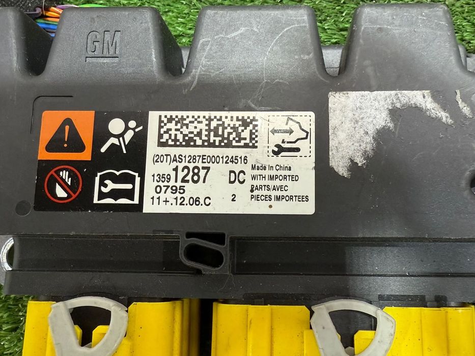 AIRBAG CALCULATOR (5 BUC.) OPEL ASTRA J 1.3 DIESEL 2011 2009-2014 / OPEL ANTARA 2.2 DIESEL 2016 2012-2017 / OPEL INSIGNIA T 2.0 DIESEL 2013 2008-2018 / OPEL INSIGNIA A 2.0 DIESEL 2011 2008-2018 COD OEM 13589833 13588100 13591287 13578320 13574896