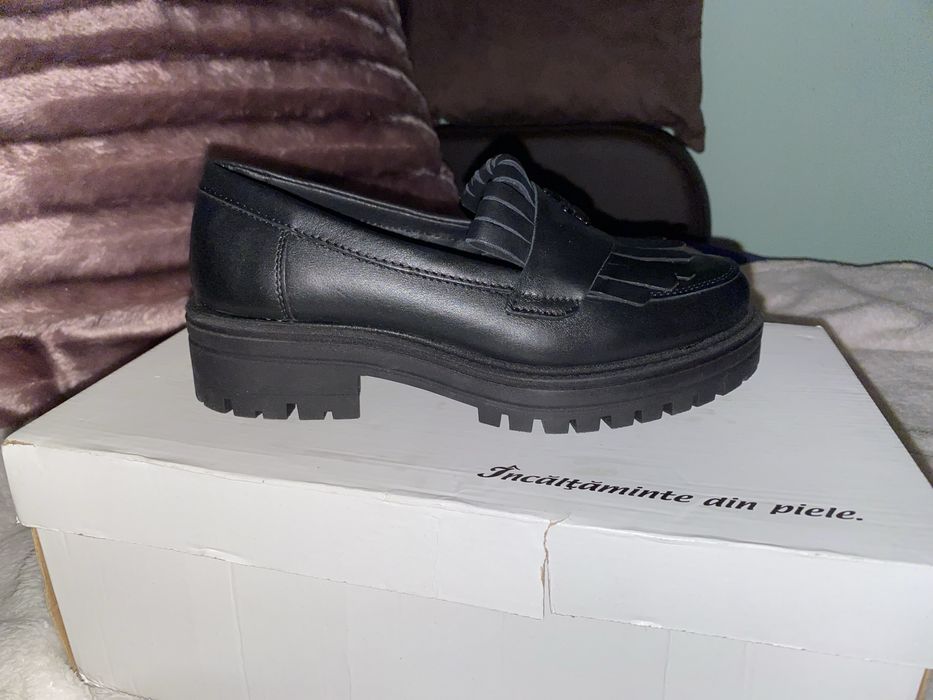 Pantofi loafer negri