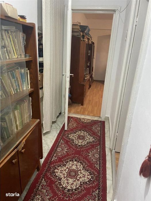 Apartament 3 camere , zona Cartier Gara , et 34 , 60 mp , centrala ter