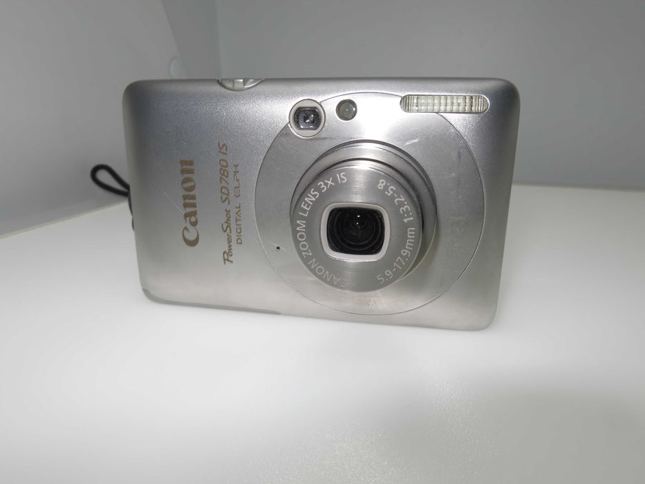Canon PowerShot SD780 - IXUS 100 компактен фотоапарат цифрова камера