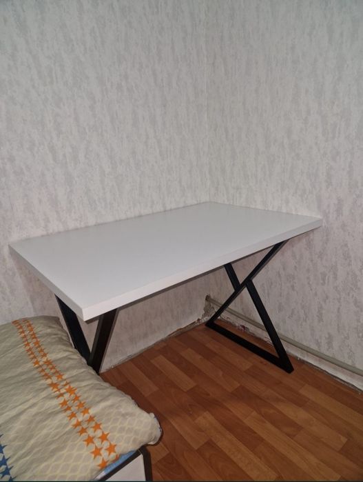 Стол для компьютер