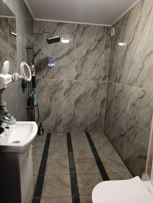 Продава се Къща в Варна, Център - 350 кв.м за 1200 €/кв.м - Снимка #9